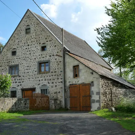 Rural - Grange Des Pres Blancs Chaine Des Puys *