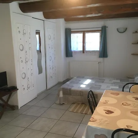 Rural - Grange Des Pres Blancs Chaine Des Puys Lodge